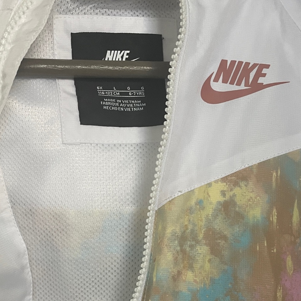 Girls’ Windrunner jacket - Picture 4 of 6